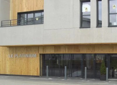 老子有钱官网CIS音箱为Le Platinium保龄球馆助力